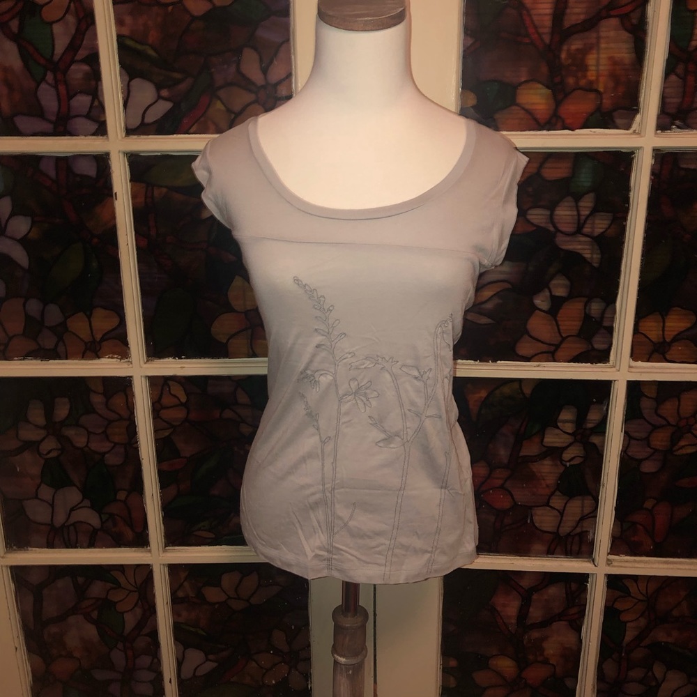 Gap Light Gray Embroidered Tee NWT XS